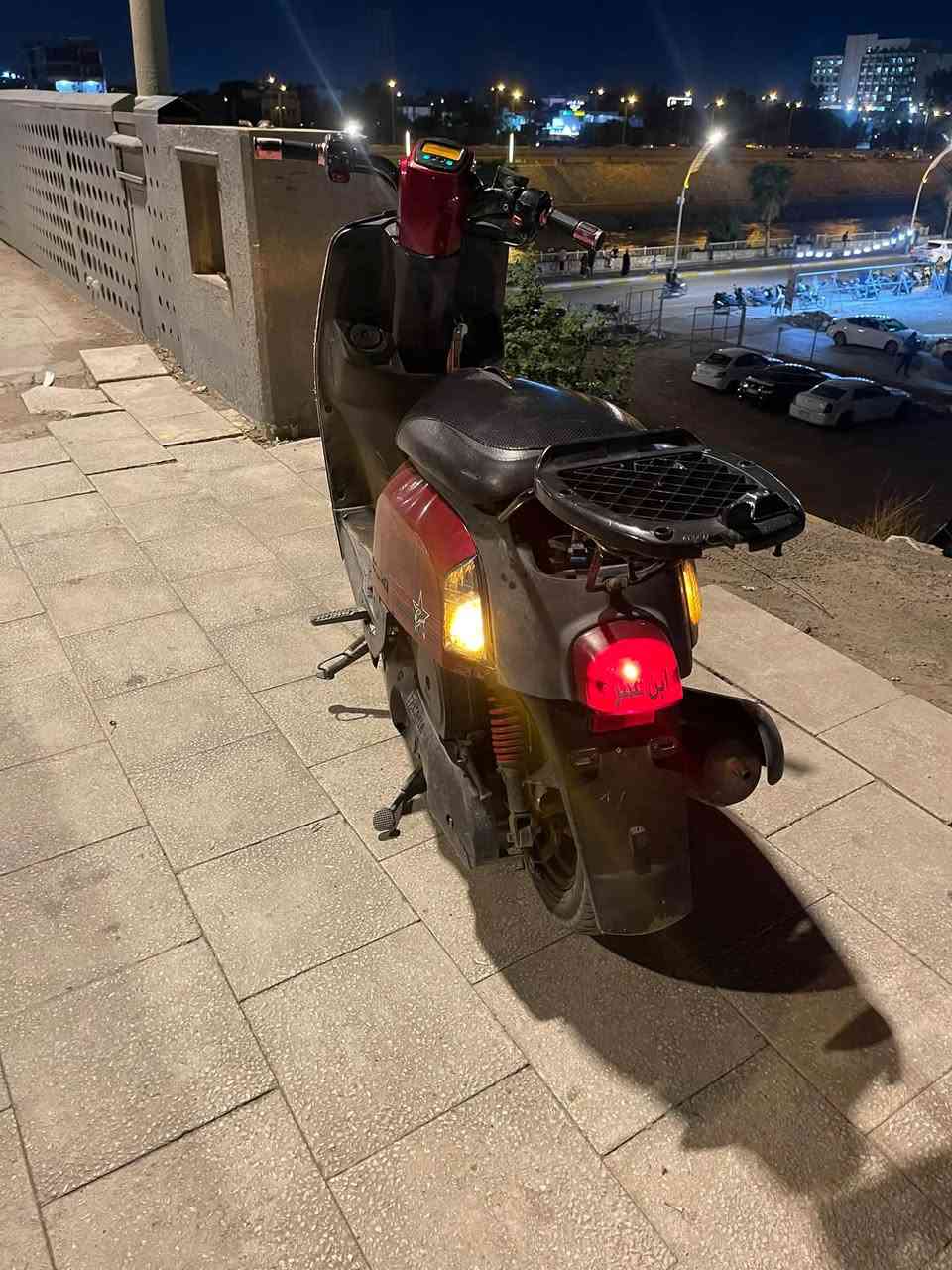 بوليس نوزل • ٢٠١٠ • مكينة مكفولة