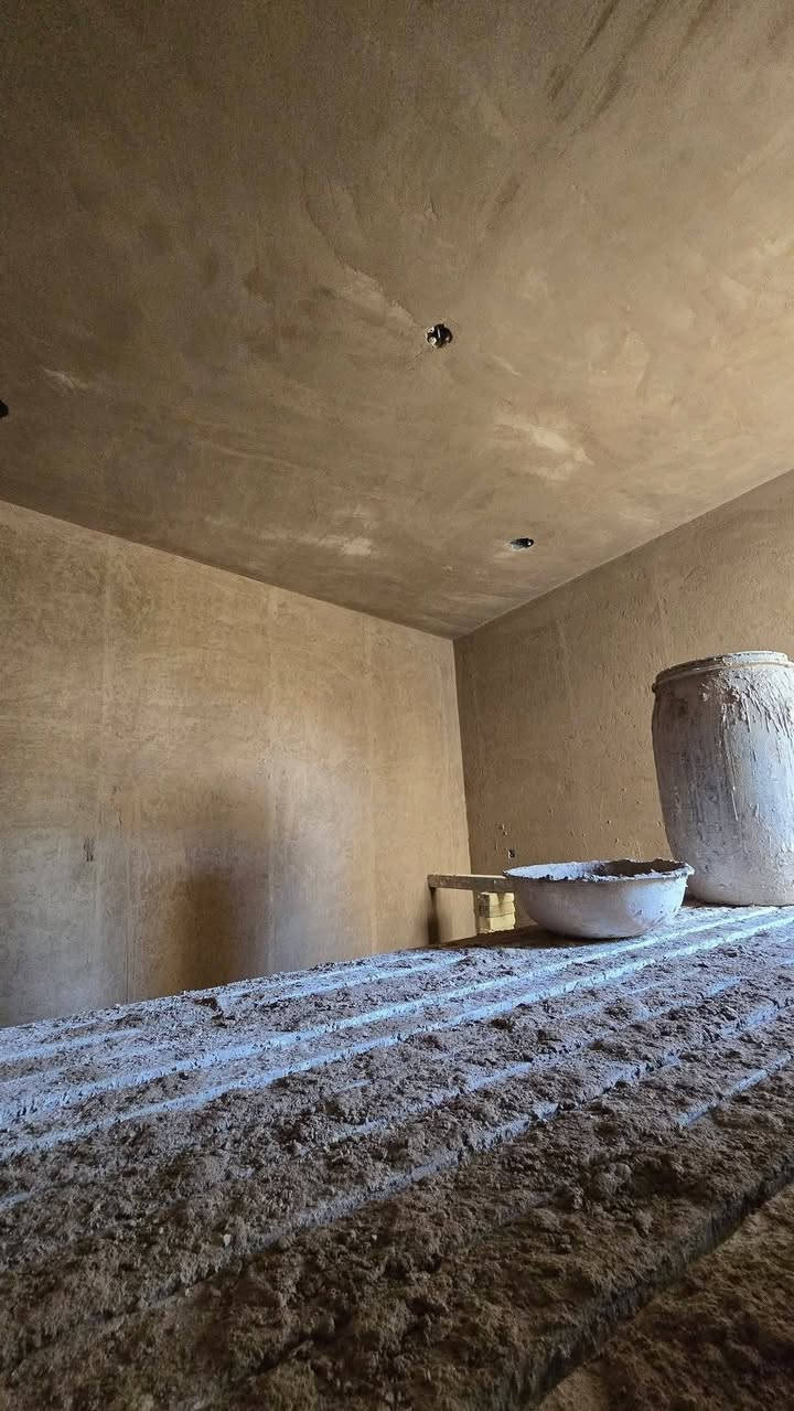 السلام عليكم خلفات كادر عمل جص وبورك وشغول درجه اولى وسرعه والتزام بلعمل الي يريد يدلل هاذا رقمي للتواصل ***********

