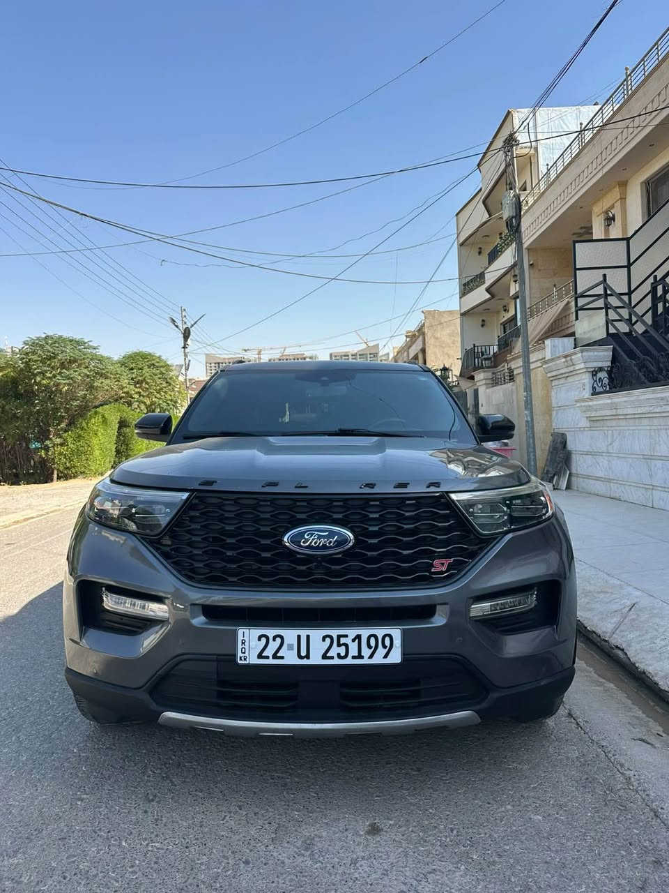 مۆدێل: 2023
 جۆر: Ford Explorer ST (3.0 Twin-Turbo - AWD)
 ڕەنگ: ڕەساسی تۆخ
 مواستفات: فول مواسەفات (پانۆراما، کامێرا ٣٦٠، شاشە، کوشن جلد سارد و گەرم، سیستمی B&O، ڕادار)
 دۆخی ئۆتۆمبێل:
 یەک پارچە سبووغ (بێ ژووری / بێ ناو)
 ئێرباگی سوکان و شانی تەقیوە، ئێرباگی سکن نە تەقیوە
 گێڕ و بزوێنەر و دەبڵ ئاکسل بەشەرتی فەحص
📍 شوێن: هەولێر
📞 ژمارە ***********
باللغة العربية:
فورد اكسبلورر ST موديل 2023
 الموديل: 2023
 المحرك: Ford Explorer ST (3.0 Twin-Turbo - AWD)
 اللون: رمادي غامق
 المواصفات: فول مواصفات (بانوراما، كاميرا 360، شاشة، مقاعد جلد تبريد وتدفئة، نظام B&O، رادار)
 حالة السيارة:
 قطعة واحدة صبغ (بدون داخل / شاصي ولغد شرط)
 إيرباگ السكينة (الراكب) سليم، الإيرباگ المفتوح: المقود والكتف فقط
 المحرك والجير والدفع الرباعي بشرط الفحص
📍 الموقع: أربيل
📞 للتواصل: *********** أربيل, العراق
