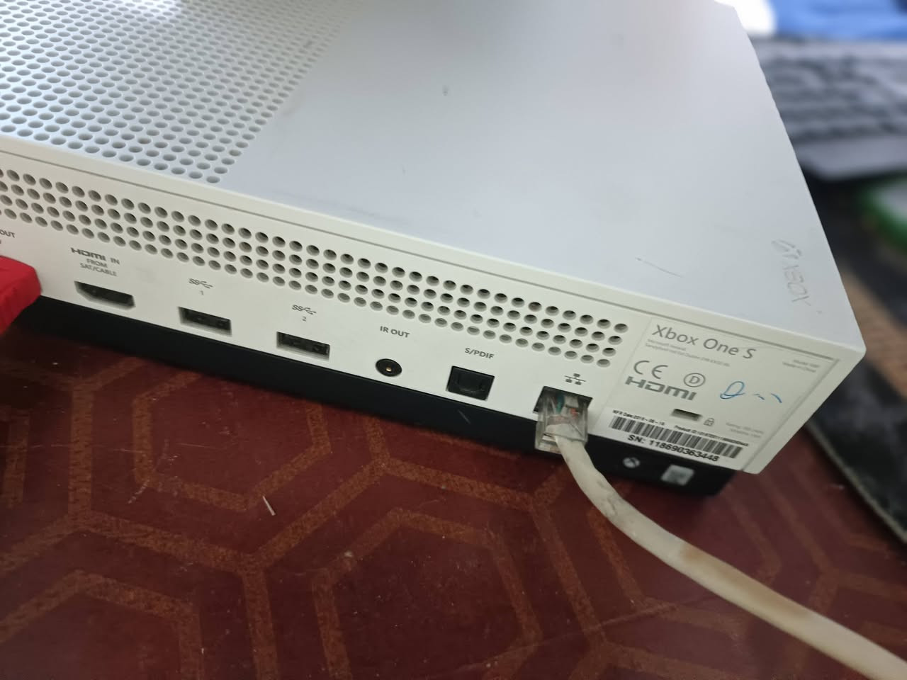 سيت اب اكس بوكس وان اس كامل ملحقاته
اكس بوكس وان اس ذاكره 512 جاجابايت
الجهاز لوك ستيكر ماداخل صيانه ولا مفتوح

شاشه ازوز للالعاب حجم 24 

جويستك اصليه 

كيبورد مع ماوس 

اقراص 
قرص GTA 5
قرص باتلفيلد 5 
وقرص ذكرو 2 

مع كيبلات الجهاز كامله 

تاخذ الجهاز تشغله وتلعب بدون اي نقص 

مكاني البصره قضاء الهوير 

كل هاذ بسعر 290 الف وبيه مجال 

***********  موجود واتساب
