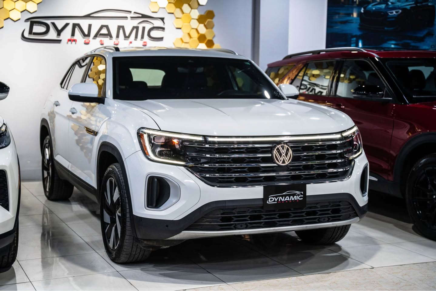 2024 VOLKSWAGEN ATLAS CROSS SPORT TECHNOLOGY
موديل: 2024
وارد : امريكي 
مواصفات :SE -
‎عدد الأميال : 17,000ميل
الون : سپي
الون داخل ؛ اسود
‏‎سلندر :  V4
‎ صبغ :  جامرلغ و باب صبغ و ٢ قطعة كلير امريكي  
ارباك : ستيرن و بردة
سيارة رقم موقط ٣ شهر بي مجال
مكان اربيل شارع حديد و خشب معرض دايناميك موتورز
‏‎من المعلومات الرجاء التصل علي وتس اب
سعر جدا مناسب 🔥🔥🔥📲📲
                                                                                              *********** - أربيل, العراق
