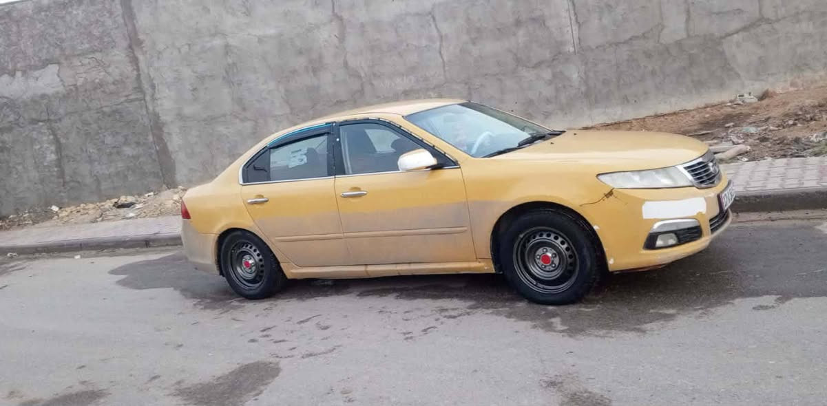 اوبتيما 10خليجي 
سياره كير شرط 

حداديه 75
كهربائيات فول 
تخم تاير 
منضومه مال تبريد ستوني شادهة 
مكينه كايمه 
ضربتهة متجايه السياره 
مصفره هيئه وغرامات مداور ثاني بسمي السياره
مكاني السماوه المجد

سعره 58قابل لتفاوض 
***********
