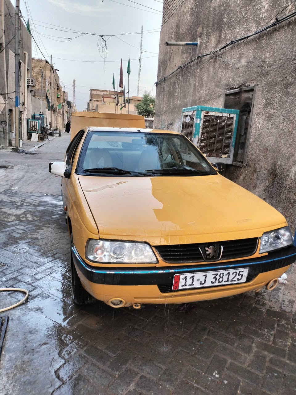 نقصهه فقط كبريسر تبريد
حداديه جديده
تخم تاير
سياره بسمي سنويه ماساقطه
بيه تعمير هلال صفحه وحده فقط هلال معمر
كشرتهه حلو مكينه كير نضيفات
مكاني مدينه صدر 
شراي يخابر
*********** بيه واتساب
