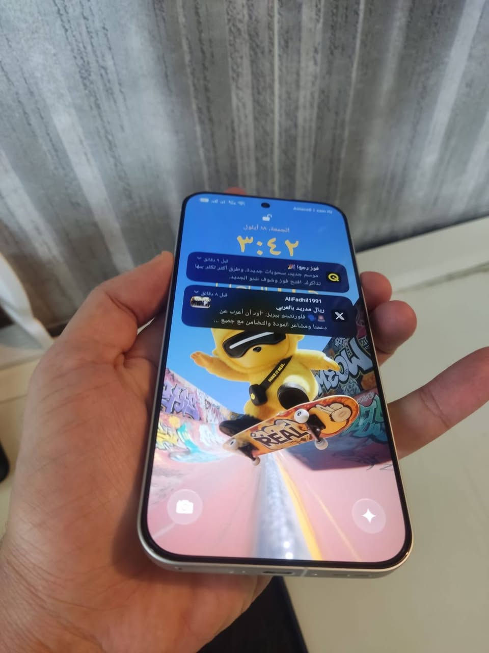 ريلمي gt8 برو
ذاكرة 512
رام 16 
معالج Snapdragon 8 Elite Gen5 العملاق نفس معالج سامسونج اس 26 التر
شحن سريع 120 w
 الجهاز جدا نظيف 
كل غراضه موجوده ويا
السعر مليون و 100 
مكاني بغداد الشعب 
***********
