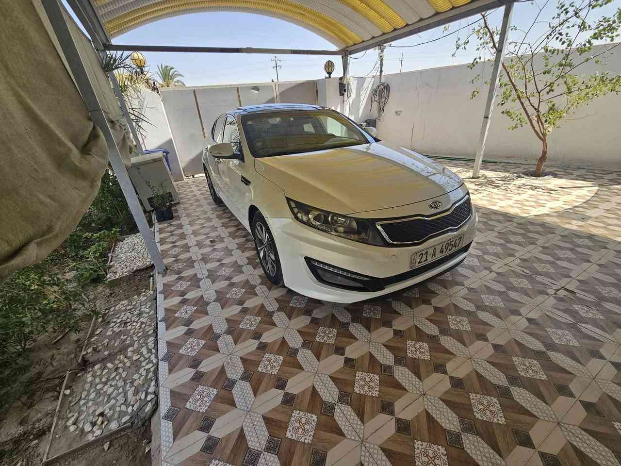 سلام عليكم اوبتيما خليجي كفاله عامه موديل ١٢ رقم سليمانيه جديد وسنويه جديده
مكينه ٢٤٠٠ بصمه ابواب وبصمت تشغيل 
بني رامه شاشه كامره خلفية حساسات 
هواي بيها مواصفات حداديه جديه مكينه جديده كهربايات كله 
مضبوط ماناقصها شي 
تريد وكاله او تحويل 
سعر ١٢٠ قفل مراوس باقل ترهم 
مكان السياره ديوانيه دغاره 
***********
