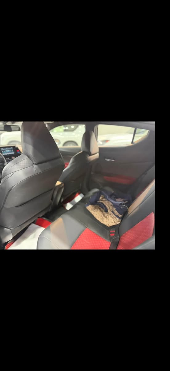 •° Toyota 2023 CHR
سيارة عبد اللطيف وكاله خليجي
تويوتا 2023 ابيض

ب19500$

فول ١/١
بصمة 
رادار
تدفى كشنات
كراسي كهرباء
لد خلفي امامي
عداد المسافة k/m 7000
® بغداد شركة ابو ظبي جكوك قرب البوابة

*********** 📞📞
