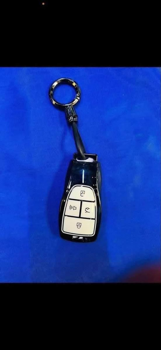 X25🛑
X35♦️

♦️بي جي 20

X65♦️

♦️يوجد لدينا غلاف بصمة وسويج 

 لجميع السيارات البايك 

السعر 15 الف 

🛑يوجد مصدات ابواب علامة بايك بل لون الاحمر و الابيض و الرصاصي والأسود مثل ما موضح بل صوره سعر التخم ٥ الاف 

🛑يوجد غلاف حزام امان علامة بايك سعر الزوج ١٠ الاف 

♦️ويوجد لدينا غلاف جلاتين يدة الباب شفاف بعلامة بايك يحافظ عليها من الخدوش  التخم 8 قطع السعر 10 الف 

🛑يوجد نفاظة چكاير ضوئيه علامة بايك داخل حديد السعر 10 الاف 

♦️يوجد لدينا نايلون كشن ضبابي ثخين علامة بايك سعر التخم 15 الف 

🛑يوجد لدينا غلاف حزام امان سعر الزوج ١٠  الاف 

🛑يوجد كفر ولف ليزري فسفوري علامة بايك ولون نيكل سعر التخم 5 الاف 

🛑يتوفر ارضيات بلاستك علامة بايك عام لجميع البايك سعر التخم ٢٥  الف 

🛑يتوفر مصدات ابواب سعر التخم ٥  الاف 

يوجد توصيل لجميع انحاء العراق 

توصيل  5 الاف 

للحجز او الاستفسار خاص أو على الرقم ***********

نص مكتوب في الصور:
- Airbag Invisible Corner Protector
- مصـدات ابواب اللون شفاف
- بعلامة السياره
- سعر التخم ٥ الاف
- مثل ما موضح بل دائره
- Built in crash airbag
- ٣:٤٧ Airbag Invisible Corner Protector مصدات ابواب اللون شفاف بعلامة السياره سعر التخم ٥ الاف مثل ما موضح بل دائره Built in crash ag