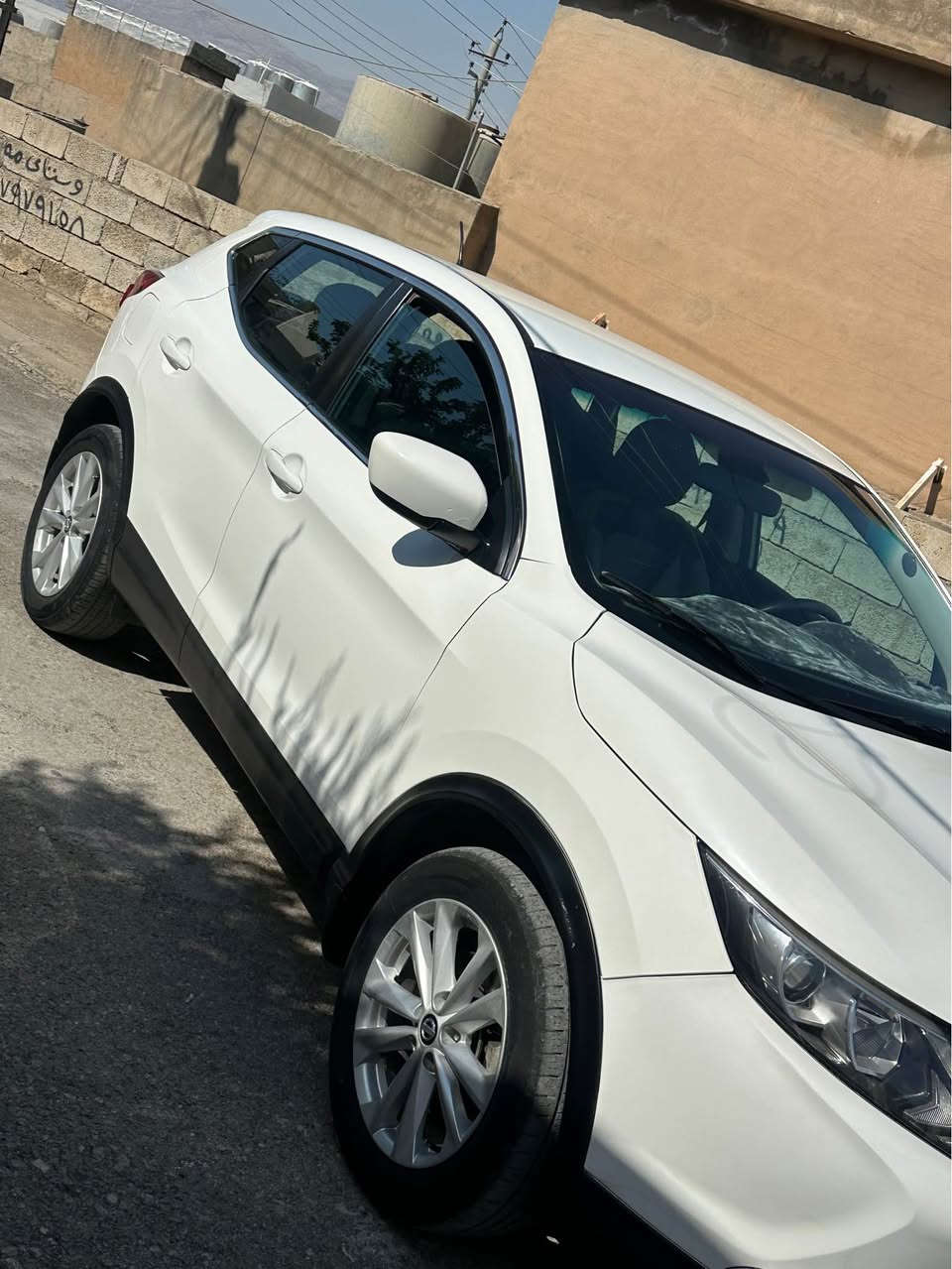 Nisan rouge sport 2019 sv AWD 
دوو پارچه بوياغ بى أرباك ٥٧ هه زار مايل رويشتووه 
ده بل اكسل 
رقم و سنوى نوي يه شانسى نيه تنها جه مپه كى پيشى هه يه 
سعرى ١٣٩$ كه ميك مجال 
*********** أربيل, العراق
