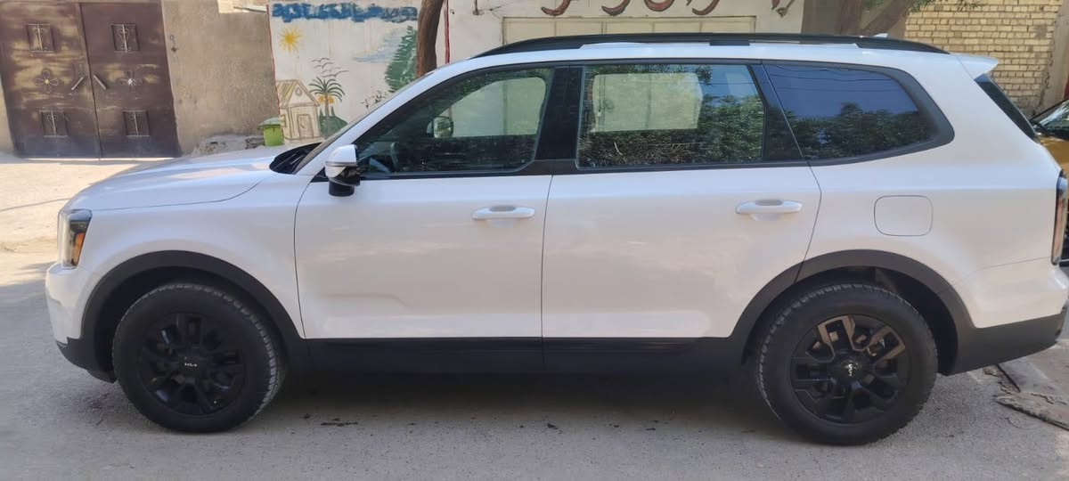 للبيع كيا تيلورايد 2024 اكس برو برستيج السيارة حرة رقم بغداد مميز باسمي تحويل مباشر فول مواصفات للاخير حادثهه جدا بسيط فقط الجاملغ الامامي الايمن صبغ بدون اي دواخل صور الحادث بل منشور السعر 310 الشراي يتصل 
***********

نص مكتوب في الصور:
- 36287065