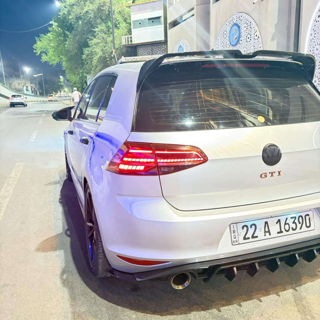 كولف MK7
موديل 2016
مواصفاته…
السيارة  ستيج 2 برمجه وعقل .
مكينه 2000 تربو .
شاشة كيجات دجتل .
داون بايب .
عطاس تربو .
بانوراما .
كشنات جلد.
شفتات ستيرن .
لايت وبك لايت لدات .
دركة GTI .
لحية ودوسات ودفيوز وكفر مرايات اسود لامع .
ويل حجم 18 .
السيارة جاهزه من كل النواحي كير مكينه صدر تبريد تايرات جدد اي نقص مابيه رقم اربيل الجديد الي باسمه هنا بغداد .
ماشية 105 miles .
سعرها 12800 $  وبيها مجال ان شاءالله .
بيع او مراوس .
مكان السيارة شارع فلسطين.
الاتصال على الرقم : ***********

