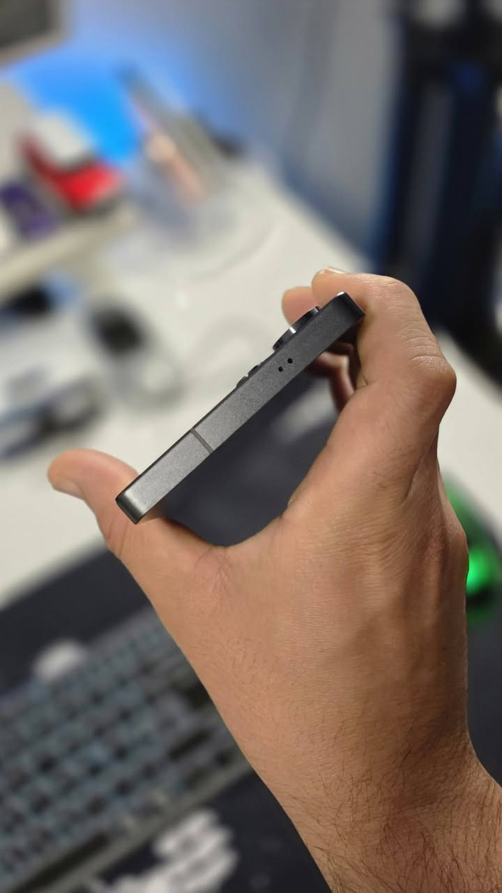 متوفر سامسونك اس ٢٥ الوترا ذاكرة واحد تيرة بايت (1TB) عنوان دهوك
السعر 1,350,000
تواصل *********** فقط واتساب
