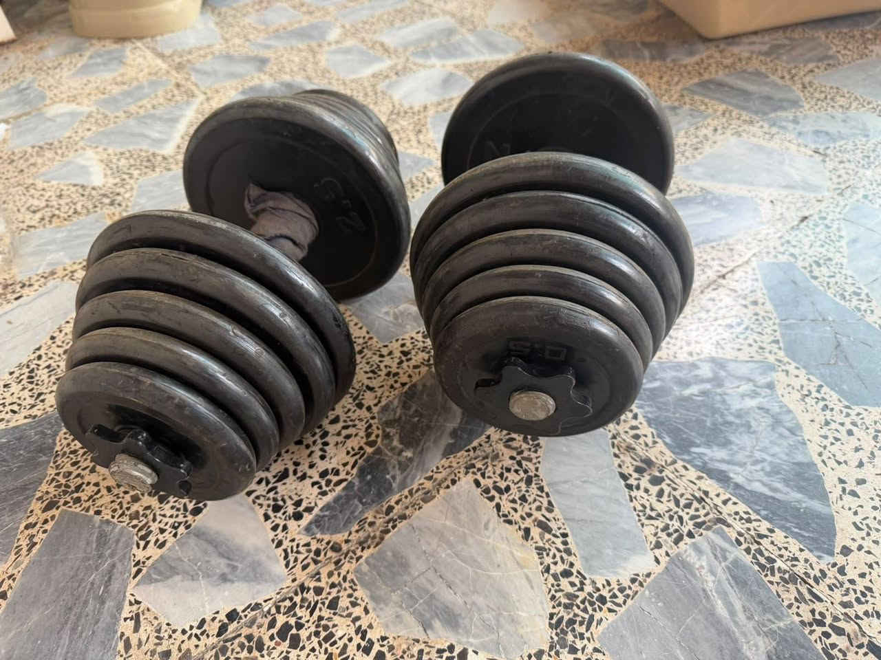 اغراض منزليه جديده للبيع ٣ بنكات ودمبلس شراي يتصل ***********
