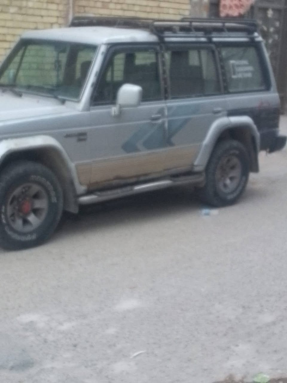 كالوبر موديل 93 بغداد سياره نضيف وجاهزه اتصل على رقم صاحب سياره ***********
