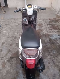 بوليس مصطره البيع حاضن جكليتي بلاديه كلهة شغال اي نقص مابيه شراي يتصل ...
