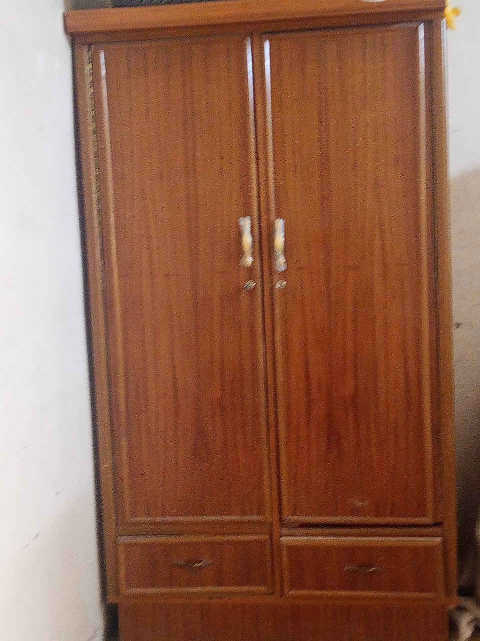 كنتور بابين للبيع نضيف جدا مدينة الصدر الحبيبيه ***********
