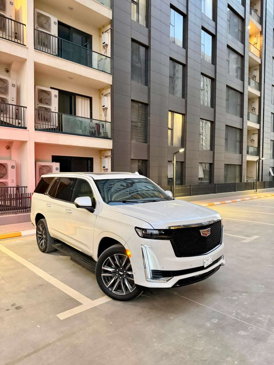 كاديلاك إسكاليد 2023 — بسعر مناسب جداً
أعلى فئة 1/1 أمريكي 🇺🇸
بدون رقم، باقي فقط الصك وتترقم

• نظام صوت AKG بـ36 سماعة
• بانوراما
• جكات
• كراسي خزن
• رادار أمامي وخلفي وجانبي
• نقاط عمياء
• 5 كاميرات
• 3 شاشات
• كراسي كهرباء
• كراسي تدفئة وتدفئة للاستيرن
• كراسي تبريد
• تشغيل عن بُعد
• جنطة كهرباء
• شاشة ديجيتال
• هاندبريك بصمة
• وباقي المواصفات معروفة

السعر: 465 ورقة
مجال بسيط جداً

العنوان: بغداد — الدورة
للاستفسار: ***********
