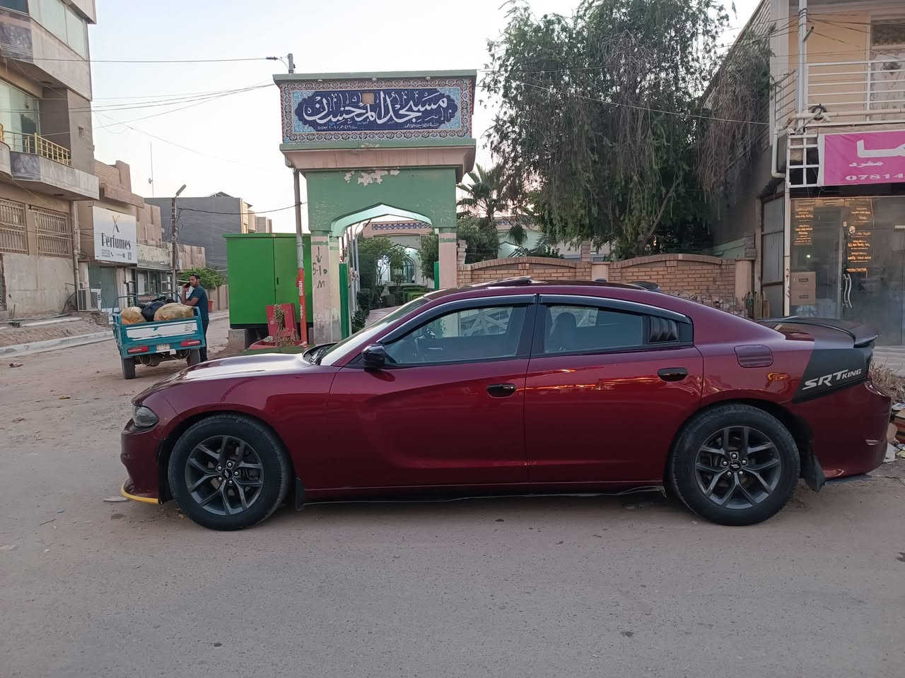 📅 الموديل: 2019
🎨 اللون: ماروني 

🛞 المحرك: 3600 (V6)

📍 الرقم: بغداد دولي (السنوية باسمي، تحويل مباشر)

⚙️ المواصفات: فول مواصفات

​🛠️ الحالة العامة والميكانيك:

​مكينة، كير، حدادية: خير من الله، شرط الفحص والتبريد ثلج.

​الحادث: بسيط جداً (تبديل جاملغ وبنيد فقط لغرض التحديث والنظافة، وبدون ما توصل للأيرباك نهائياً، الشاصي سليييم).شرط الشاصي واللغود مكفولات 
موديل 2019 وارد امريكي
 ماشيه 132 الف جاملغ وباب
 السياره مواصفات sxt محدث SRT
 رقم بغداد الجديد بسمي
شاشة وسط كشنات حضن 
تشغيل عن بعد نظام
 سبورت سستم صوت حساسات خلفي
عدسات زنون رادار جوانب ولا كلوب مشتغل بدشبول
تبريد راديترات على وضع الشركة
السعر 192
العنوان بابل الحله �

​📝 السيارة ماشاء الله ومخدومة، ما تحتاج أي قطرة اي شي أو نقص، 

​💰 السعر: [اكتب السعر هنا،  بيابلاش / السعر 192] وبيه مجال

📞 رقم الهاتف (***********+ واتساب):
