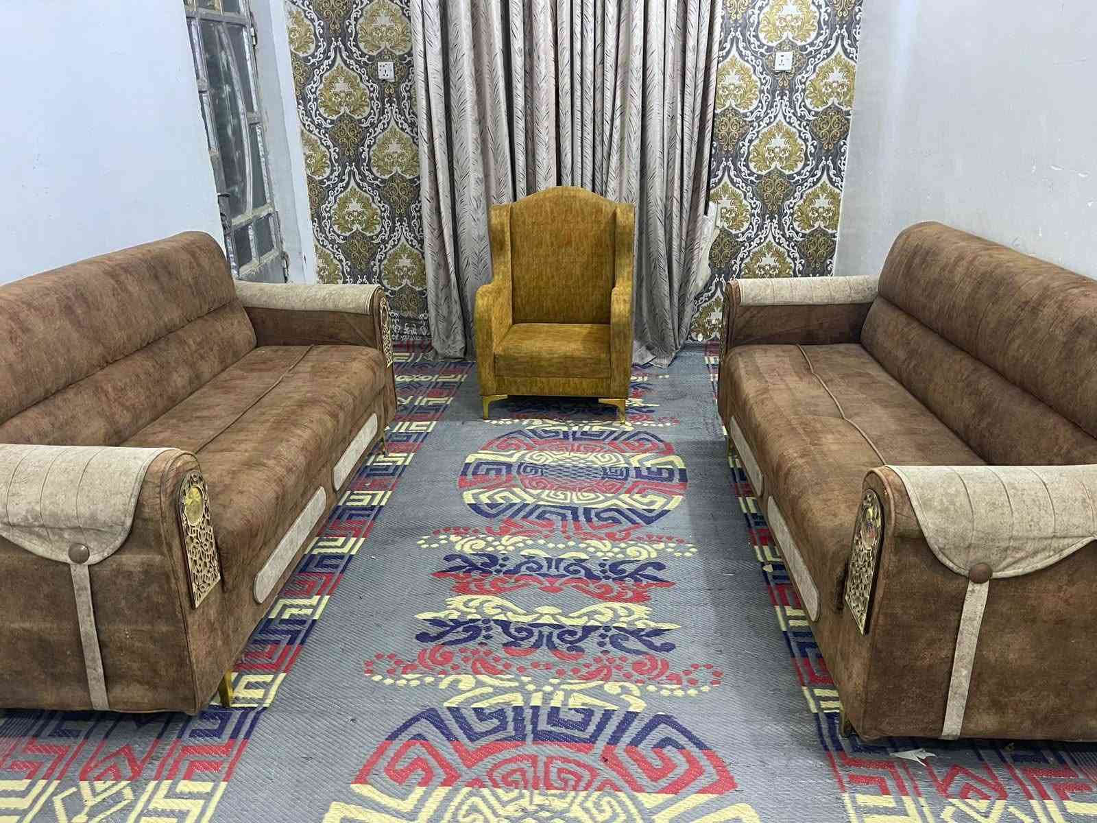 ٧ مقاعد • نضيف • بدون ضرر