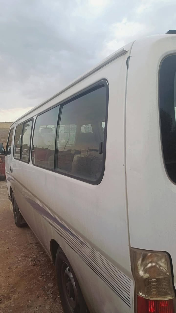 نيسان • ٢٠٠٩ • مكينة مسكر