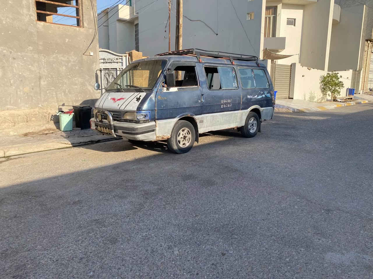 السلام عليكم 
كيا بستا للبيع 
مودل ٩٥ كير محرك اكسن كفاله 
سنويه ما ساقطه 
السعر ٢٨ وبيه مجال 
العنوان بغداد المدائن جسر السلام 
***********
