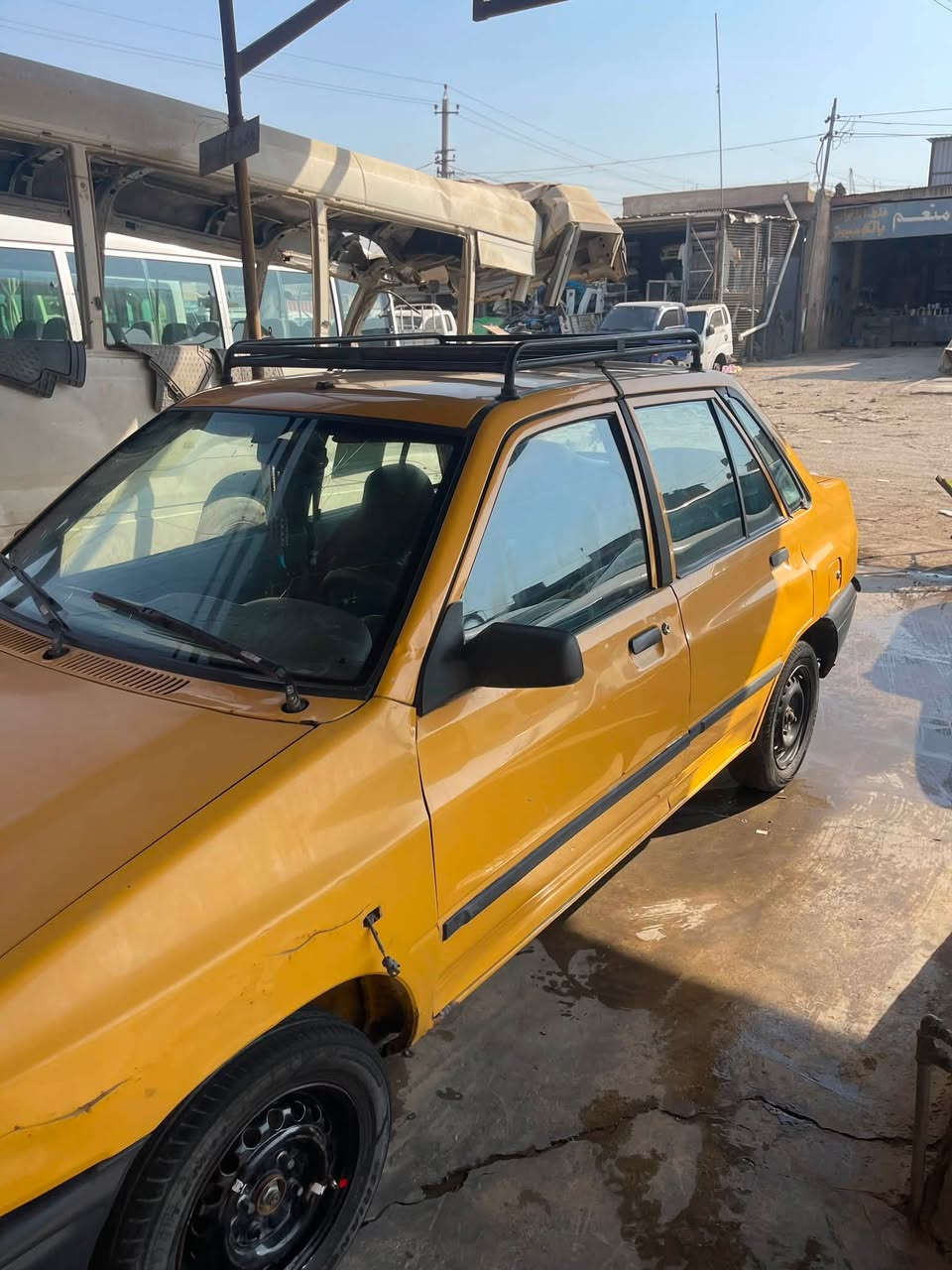 السلام عليكم سايبة لبيع ٢٠١٥ مكان بغداد سعر. ٢٢ 
***********
