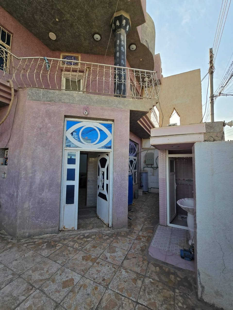 اللهم صل على محمدوال بيت محمد
عرض مكتب جوهرة الفرات🏠🏜️ 👉

يتوفر بيت🏡 المساحه 200م الواجهه 9والنزال 22 وربع  كراج سيارة + صحيات خارجيه + استقبال + صاله + مطبخ +  غرفه نوم + صحيات داخليه 
الطابق الثاني غرفتين نوم 

السعر مناسب 
عرض الشارع 10م 
 البناء طابوق كونكريت
يباع مع الاثاث 
 الفيديوواضح 

🏠 (حي الحوراء طريق بغداد عامود 37)

العنوان كربلاء المقدسه من يريد الاستفسار الارقام متوفره شرح مفصل 
من يريد ان نعرضه له بيته اوقطعته👉🌹 فليتواصل معنا 👇💎💎👇

مكتب💎جوهرة الفرات💎 قنطرة السلام مجاورمطعم عين التمر
***********ميثم
***********ميثم
