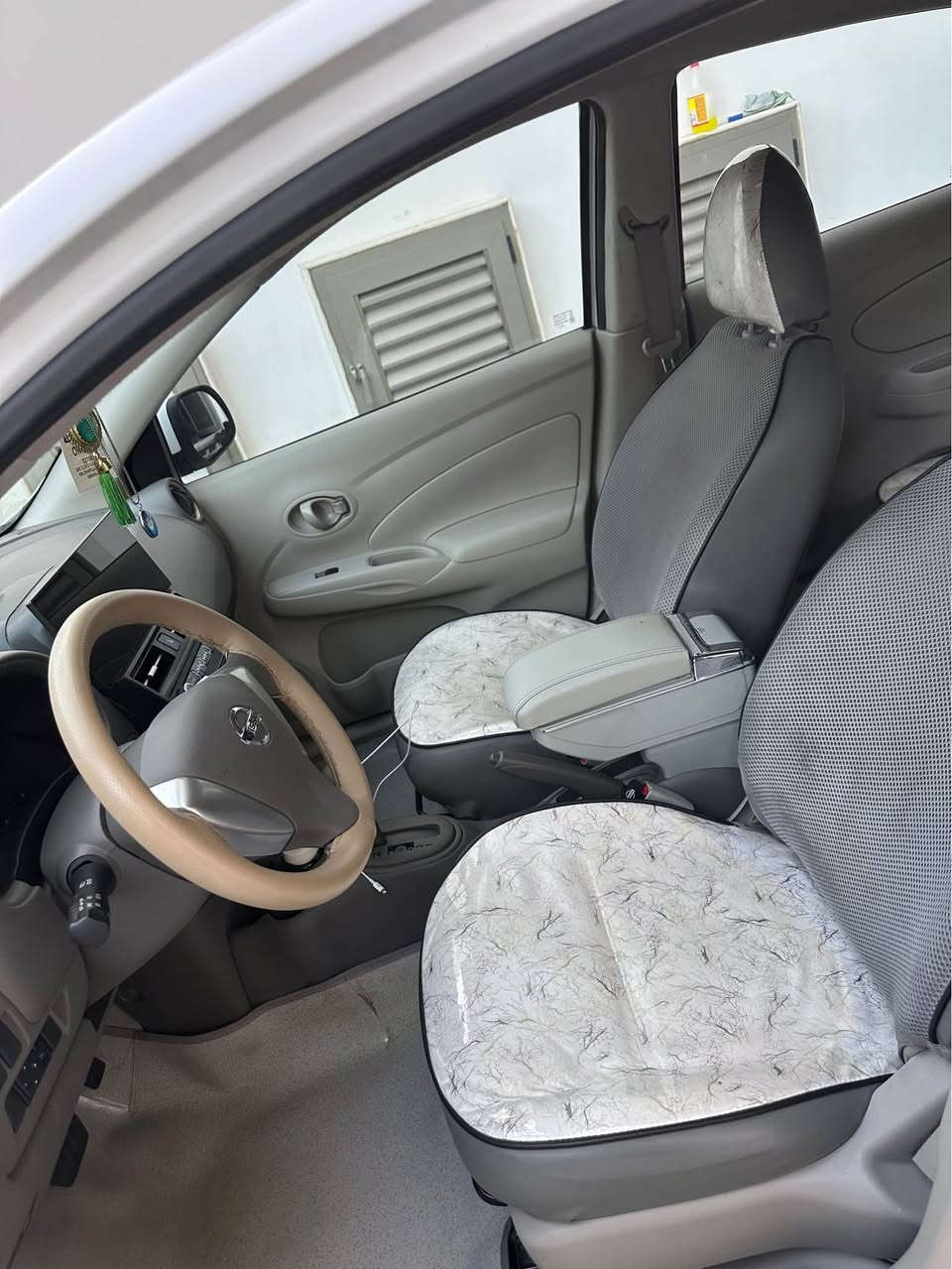 نيسان سني هندي مديل ٢٥شاشه لكزز ماشيه ٢٧تحويل وكاله موجود تخم تاير جديد منضومة زنون كامله دوشمه عامه سماعات خلفيه جاهزه من كلشي سعر ١٢٩اوبيه مجال مكان البصره *********** البصرة, العراق
