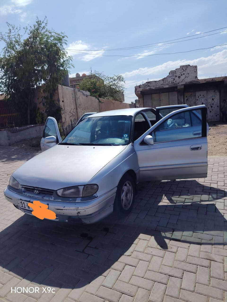 سلام عليكم الانترا دمعه للبيع موديل 94 السياره جاهزه كلشي ماعايزها تدفئه تبريد شغال مكان السياره صلاح الدين بيجي التواصل ع رقم***********

نص مكتوب في الصور:
- HONOR X9c