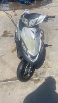 شباب دراجه 140 مكينه حلوه دراجه 250مكاني بغداد 07748241947وبيه مجال