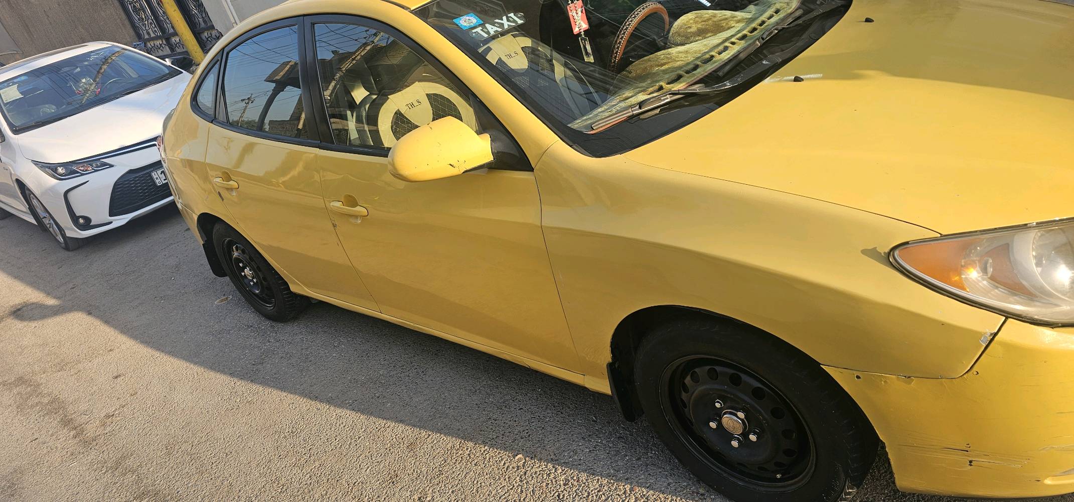 الانتر 2008 للبيع 
رقم ديالى 
محرك 2000 
تبريد شغال 
سعر 90 بيه مجال
بكانه بغداد