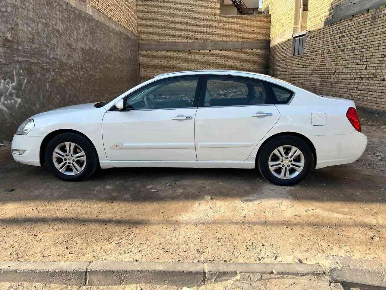ربنو سافران ٢٠١٠ كفالة عامة من الضربة والصبغ والتبديل محرك كير حداديه تبريد ثلج تراي زيرو مواصفات خاصة بصمة فتحة سقف تبريد بيانو شاشه وكاميرا حساس خلفي محرك ٤ سلندر بلاد رقم بصرة انكليزي باسمي تحويل مباشر وابيع شرط التحويل 
مكان السيارة ميسان 
اي استفسار ***********
