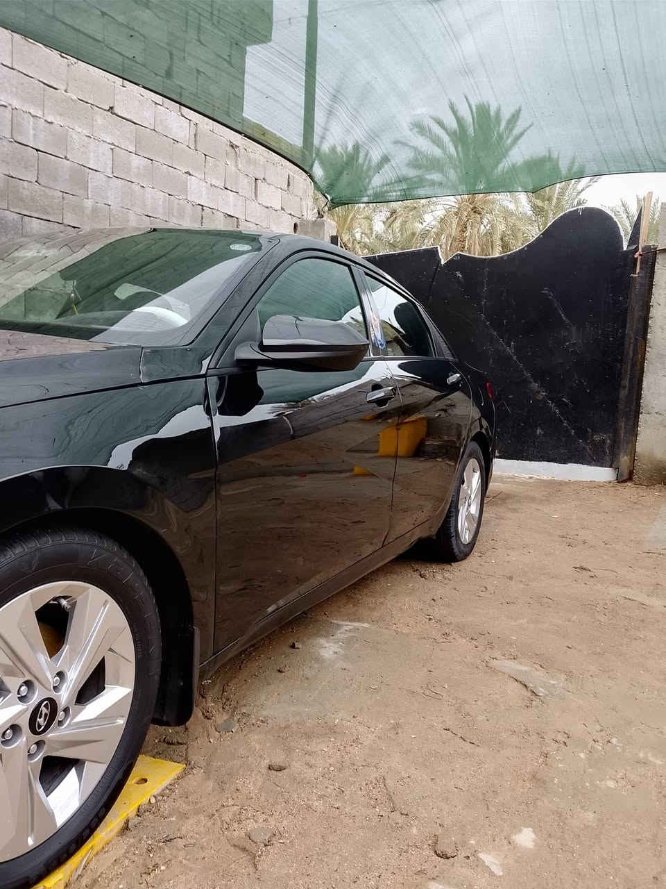 سلام عليكم النتره 21وارد مريكي تشقيل عن بعد رادار امامي خلفي محركه 2000دوش ماشيه 96الف الاستفسار عله هاذ رقم ***********
