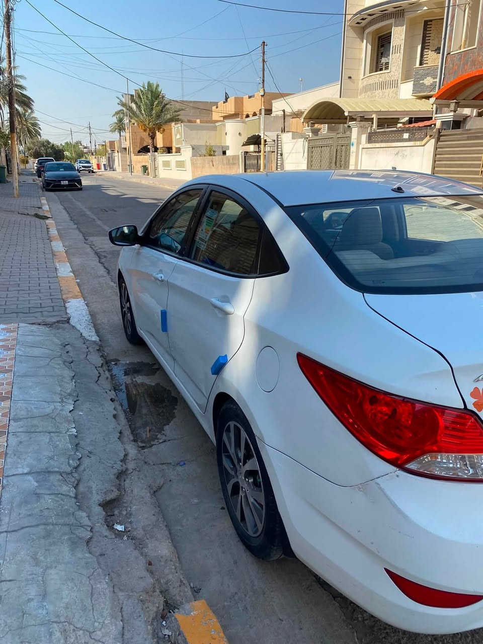 اكسنت ٢٠١٥ خليجي
بيه جاملغ خلفي فقط كيرمحرك مكفول 

السعر١٠٣ بي مجال العنوان المحموديه ***********
