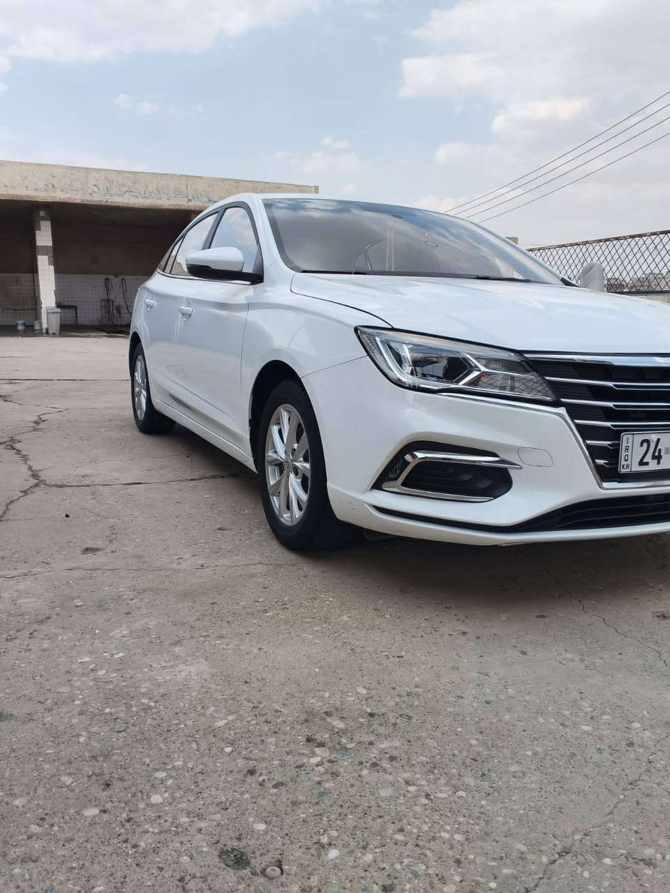 سلام عليكم 
mg5 2021
سيارة بدون صبغ 
بيها تلقيط pdr بسيط جدا 
تحكمات ستيرن صفحتين
 كروز سرعة 
كامرة 
شاشة كبيرة تبريد وتحكمات 
حساسات خلفية 
بصمة تشغيل 
شاشة صغيرة بلدشبول 
لايت زينول 
ممشة ٥٩ الف 
السعر ٩٥ وبيها مجال بسيط 
التواصل على الرقم فقط 
***********
