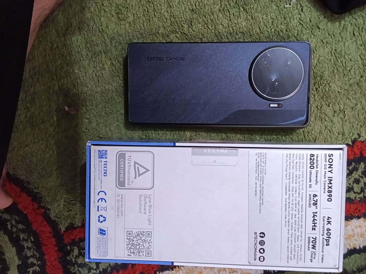 📱 *للبيع Tecno Camon 30 Pro 5G - نسخة 12/256*
📍 *الديوانية*

*المواصفات:*
🔹 معالج Dimensity 8200 Ultra 5G - مال العاب
🔹 رام 12GB / ذاكرة 256GB
🔹 كاميرا SONY IMX890 50MP OIS تصوير 4K 60fps
🔹 شاشة 6.78" AMOLED 144Hz
🔹 بطارية 5000mAh شحن 70W

الجهاز بكارتونته الاصلية، نضيف كلش.

*السعر: خاص*
📞 للاتصال والواتساب: ***********
