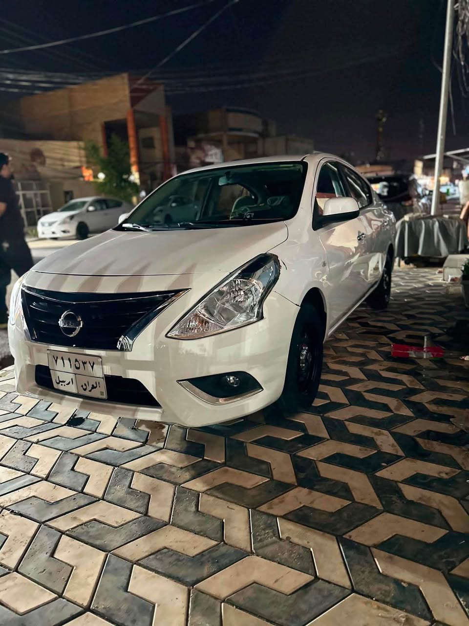 سلام عليكم 

صني هندي 2022 
بدون صبغ بارد فقط 
ماشيه 110 
تخم تاير جديد 
حداديه جديده
سياره جاهزه 
مكان السياره النجف

سعرها 100 وبيه مجال بسيط

*********** النجف, العراق

