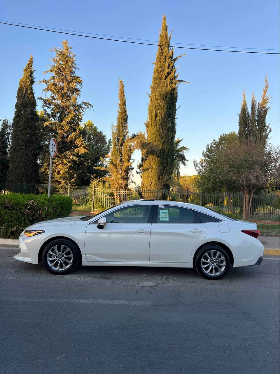 سلام عليكم 
Toyota Avalon 2024
تجميع صيني 
مواصفات سيارة فتعة 
كيج الكتروني 
لايت بكلايت ليد 
حجم محرك ٤ سلندر 
كلين سيارة بدون صبغ 
مكان صغير pdr 
سيارة جديد مابي ربع دينار مصرف 
ماشي ٢٢ الف كم 
سعر ٢٦٨ ورقة مجال بسيط 
مكان اربيل 
واتساب *********** أربيل, العراق

