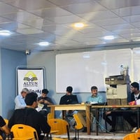 استمارة جامعية أونلاين • ١٧ سنة خبرة • خريجي الصف ١٢