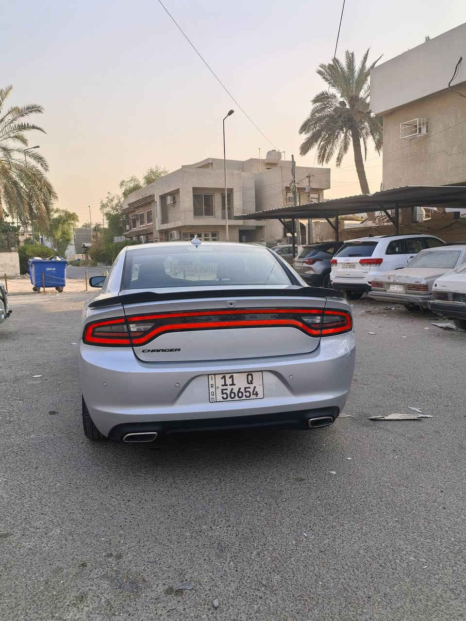 سلام عليكم جارجر 2023 وارد أمريكي محرك V6 لون رصاصي 
مواصفات:
كشنات حضن قماش
شاشة كبيرة و شاشة عداد 
ABS
مانع انزلاق
ضوة امامي LED و ضوة خلفي LED
كشاف ضباب
لد نهاري
ويلات حجم 20
و السيارة نضيفة رقم التواصل *********** السعر 235 وقابل للتفاوض
