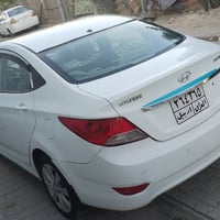 اكسنت • ٢٠١٢ • ثلاث قطع