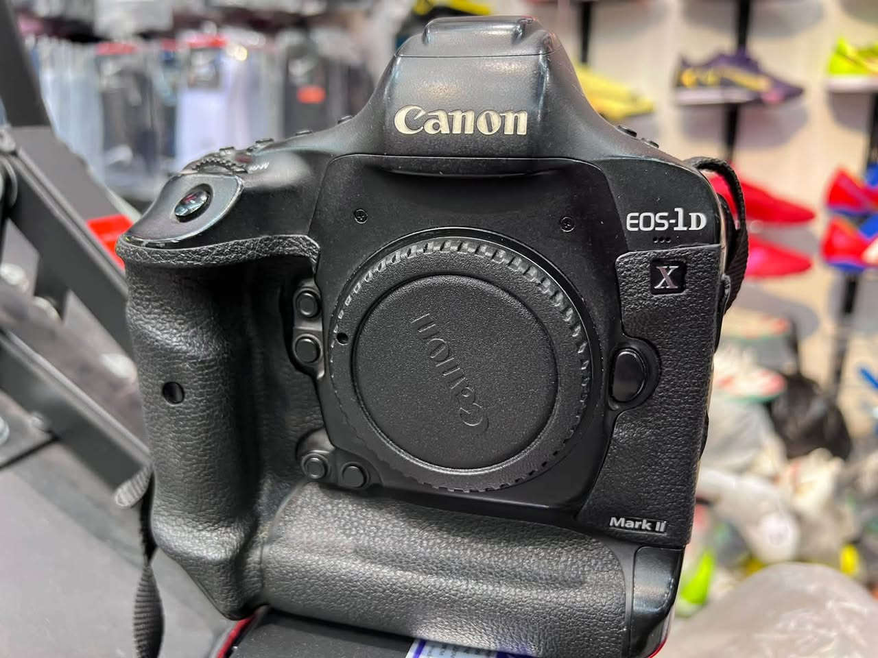 Canon 1D X ii
كامرة كانون ١ د اكس مارك ٢📸
فقط بدي
كامرة نضيف وياها ملحقات بلادي
شاحنتها  و بطارية بلادي✅
مراوس R6مارك2 
لاستفسار او حجز مراسلة الصفحة ☑️
***********هذا واتساب
