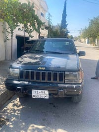 جيب شيروكي • موديل ١٩٩٣ • رقم دهوك