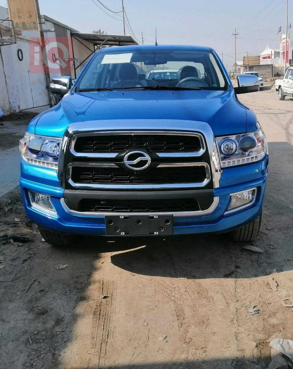 السلام عليكم سيارة للبيع فئة zx auto teralord بيكم تجميع الصيني
مواصفات السيارة: 
محرك 2500
نظام الدفع: دفع خلفي 2WD
ناقل الحركة: كير يدوي عادي 
السعة: 5 مقاعد 
التقنيات الكهربائيه والذكيه: شاشة وسطيه كبيره تظم الملاحه والترفيه وعرض الكامرات 
و نظام مراقبة ضغط الاطارات و كيج السرعات ذكي كهربائي وا وحساسات مستشعرة خلفيه مع كاميرا للروية الخلفيه 
معلومات المحرك: محرك ماشي فقط 3500 سيارة وكالة من شركة تبريد حرفياً ثلاجه سيارة مامفتوح بيه برغي واحد كلشي ستندر وشركة كذالك مابيه ولا شخط مع تخم تايرات ويل كب حجم كبير لزيادة علو السيارة. سيارة ترقيم كربلاء 
السعر 23 مليون وبي مجال ❗
لاستفسار: ***********
