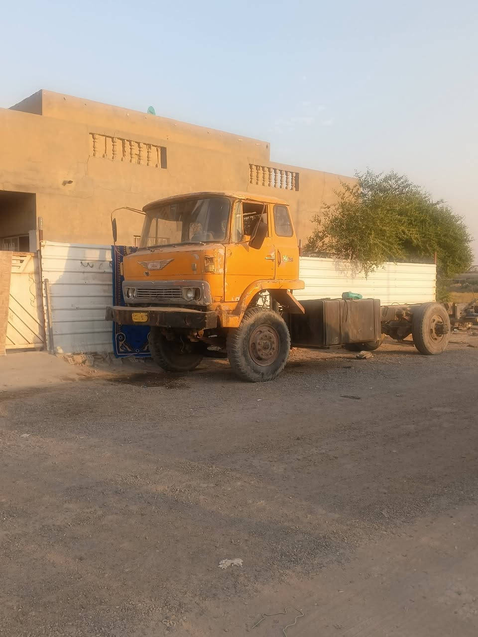 هينو موديل 82 محرك نضيف 
السعر: اربعة ونص 
 المكان: بغداد البصام 
***********
