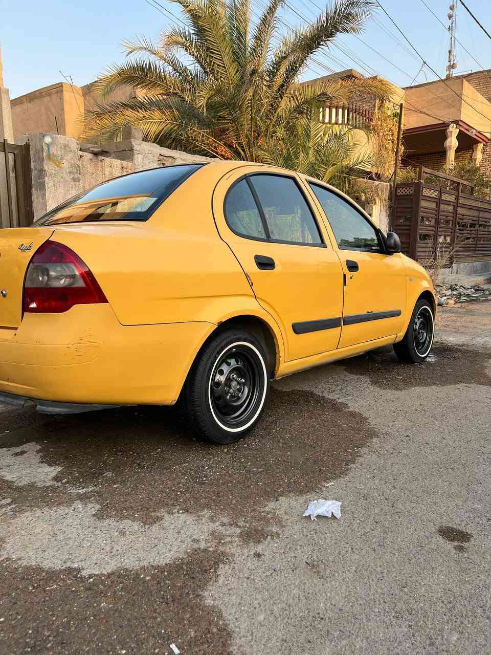 سلام عليكم
طيبة2016 سيارة كير مكينة خير من الله صدر وتخم تاير جديد تبريد طيبة معروف ثلج لا تبديل ولا صبغ ولا خياس فقط بيها بارد بطارف خشم البنيد بيها صوت بلبور كدام عينك سيارة نضيفة سعرها 33
رقم بغداد تحويل شوكت ميعجبك 
مكاني بغداد
***********
