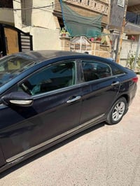 سوناتا • ٢٠١١ • وارد أمريكي