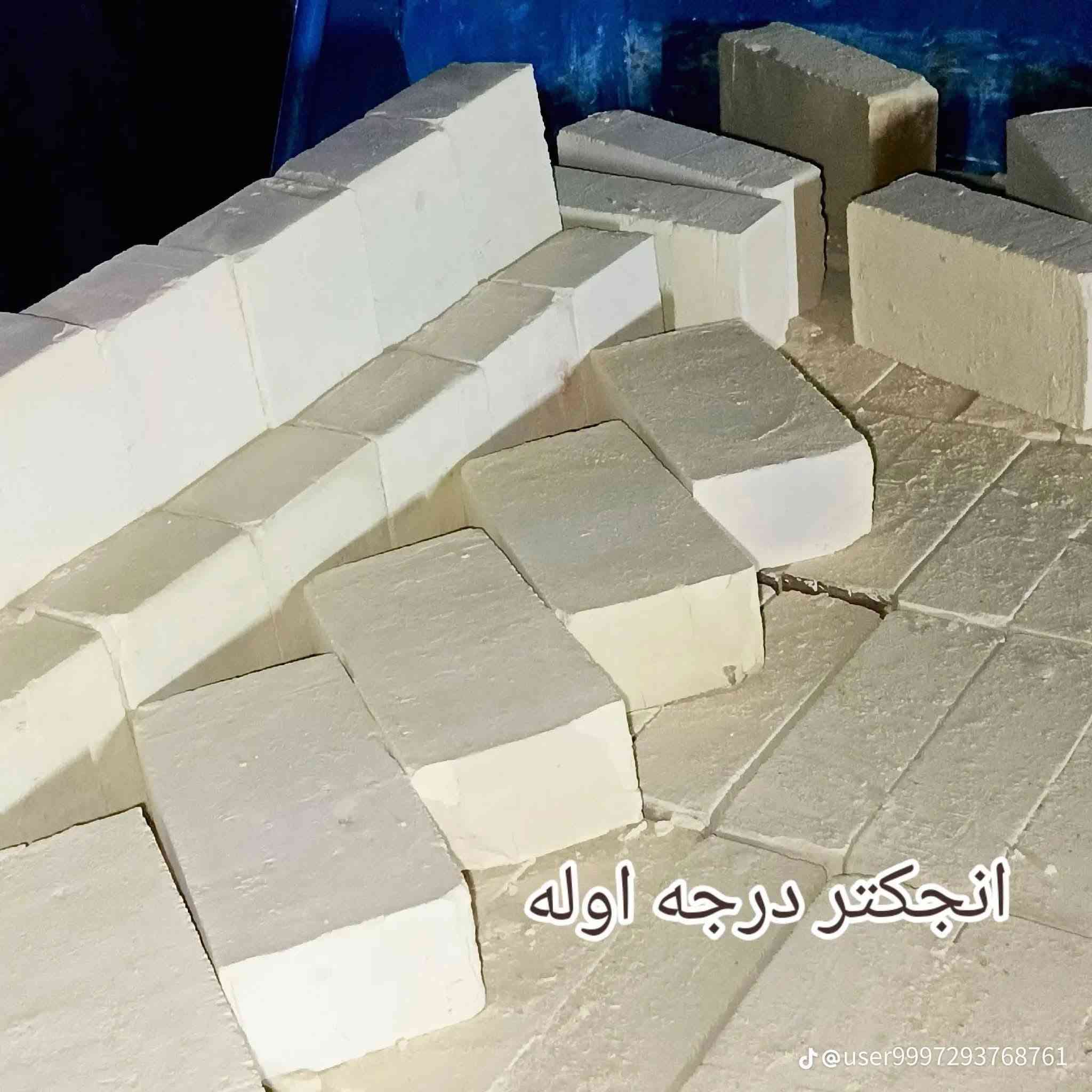طابوق ٨٠٠٠ • معامل العمارة • انجكتر