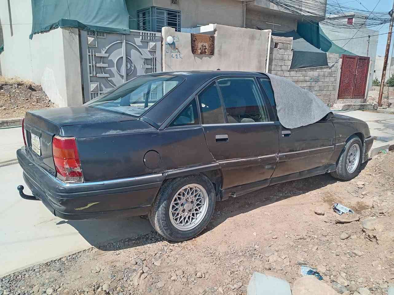 للبيع اوميكا حجم 20 موديل ٩١ رقم ألماني سنويه خضره منتهيه ٢٠١٨ بيها تبديل بابين جهة اليمين فقط
كير عادي
كير ومحرك شرط
طخم جديد
زوج تواير جديد شرط التحويل
موصل القوسيات ***********
