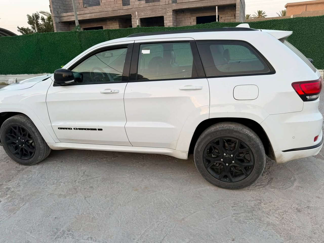 جيب s22 خليجي هارلم فول
ماشيه٨٠ ميل
جاملغ وبنيد بيها
٣٠٠ وبيها مجال 
واتساب
***********
