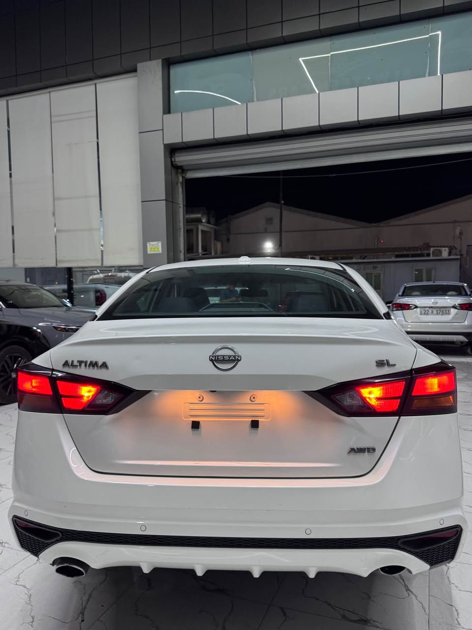 Nissan Altima 2024 SL
نيسان التيما 2024 اس ال
فول مواصفات اربع كاميرات
فتحة فور ويل ايرباك ستبرنك بلادي مبدل
قطعتين
بجم كبس
سعر 159 بدون مجال 
اربيل شركة الوتين
م ***********
م ***********
واتساب اتصل أربيل, العراق
